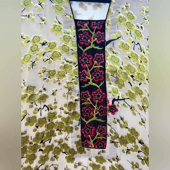 Green kurta and dupatta - Picture 5 of 8